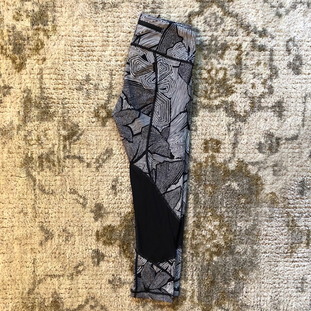 Lululemon training pants